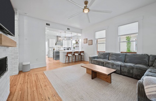 Downtown Historic District House | Bespoke Eco Retreat! Resort Pool & Spa + Guest House. Central Historic District!