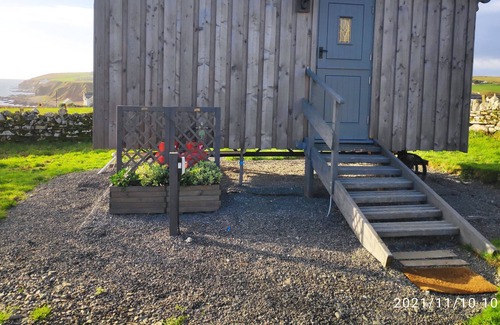 Dunbeath Cabin | Bespoke hand built Shepherds Hut in Dunbeath.