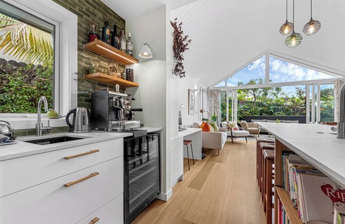 Belmont House | Bespoke Stays- Keys Street Haven