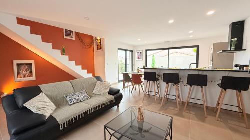 Bessan Villa | Bessan Villa Jungle 6p 3ch Pool Garden