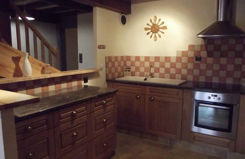 Besse-et-Saint-Anastaise Other | Besse Saint Anastaise: House/Villa - Besse saint anastaise