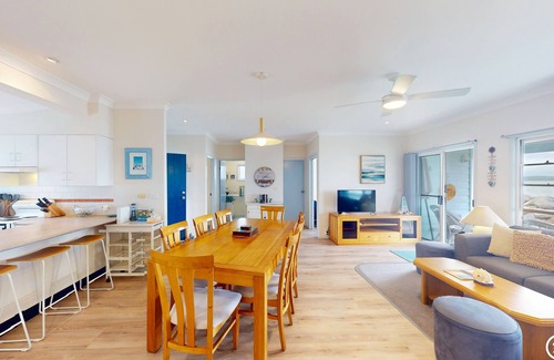Corlette House | Bessie's Boat Shed