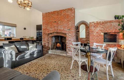 Aldborough House | Bessingham Mews