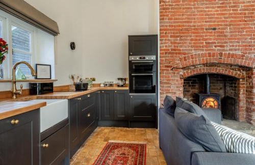 Aldborough House | Bessingham Mews
