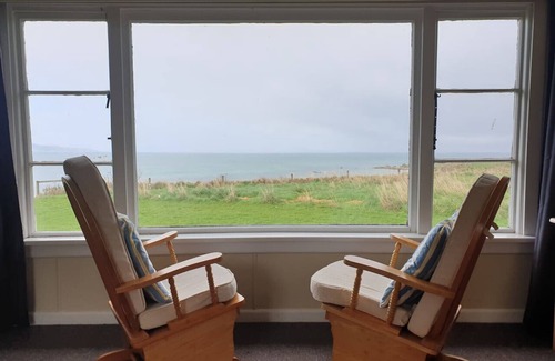 Colac Bay Apartment | Best Bay Views in Colac Bay