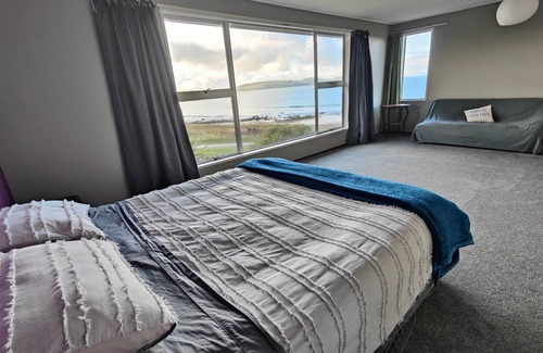 Colac Bay House | Best Bay Views