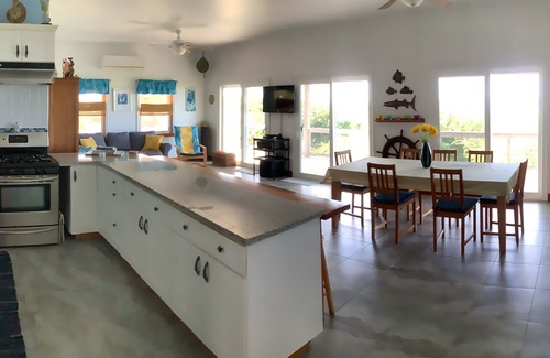 Clarence Town House | Best Beach House at Turtle Cove/Dean's Blue Hole! Steps To The Private Beach.