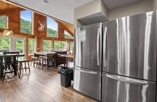 Lakeside Estates House | Best cove on Norris – no wake, near marina's & jumping bridge