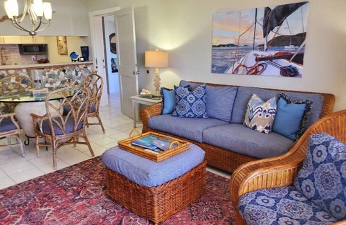 Nazareth Condo | BEST DEAL at the Elysian Beach Resort and 5 stars