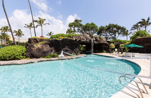 Hanamaulu Apartment | Best Deal in Town gorgeous Kauai beach resort, romantic, fun and yoga "zen"