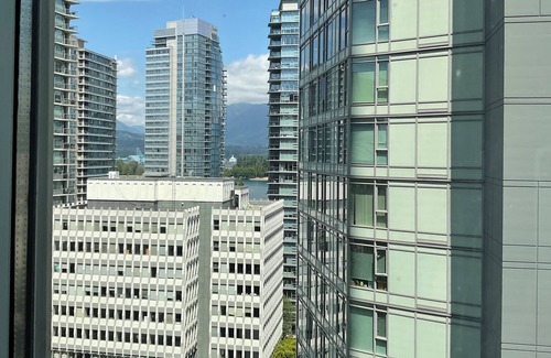 Coal Harbour Condo | Best downtown Vancouver location