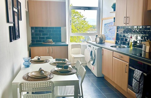 Dumbarton Apartment | Best Dumbarton home, spacious and bright