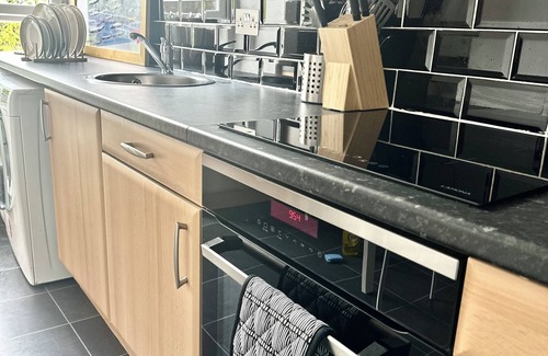 Dumbarton Apartment | Best Dumbarton home, spacious and bright