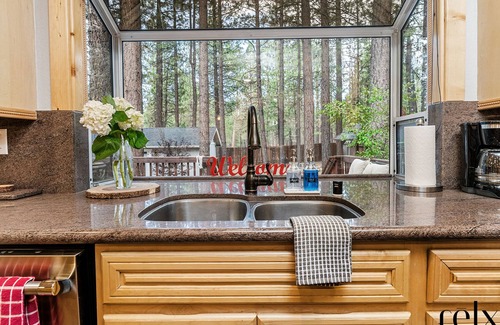 Winter Park House | Best Family Luxury Home in Big Bear Lake. Hot Tub. Firepit. Location!
