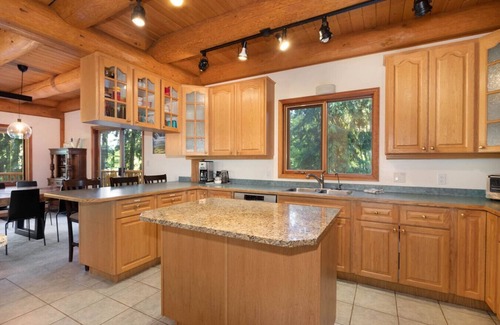 Scotch Creek Ski Chalet | Best Family Vacation Rental in Shuswap