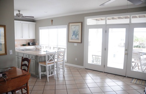 Morgantown House | Best First Tier House - Located in beautiful Morgantown