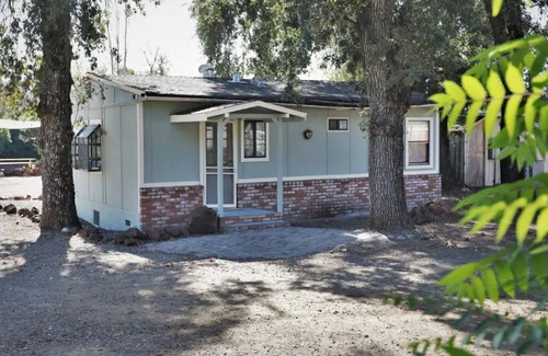 Clear Lake Cabin | Best Fishing in Clearlake Oaks at the Bass house. . . By the water.