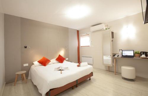 Porte Des Alpes - Mi Plaine - Manissieux Hotel | Best Hotel Lyon - Saint Priest