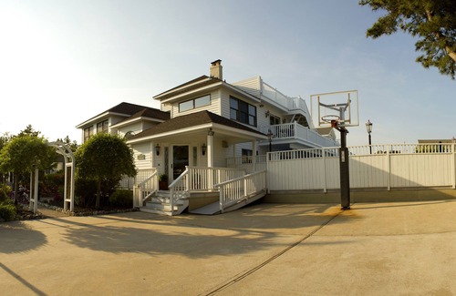 Beach Haven House | Best House On The Best Street At The Heart Of Beach Haven