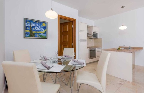 Cove Makarac (Milna) Apartment | Best island vacations