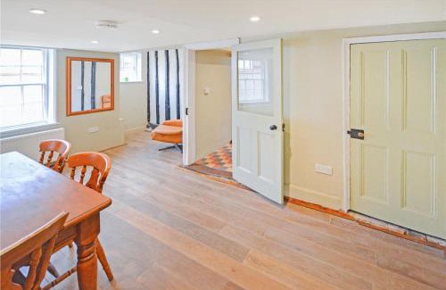 Diss House | Best located and beautifully renovated cottage