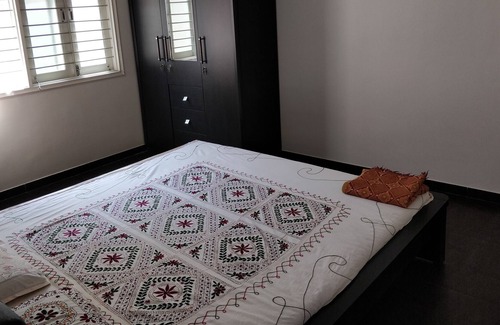 Vadodara House | Best located property in center of the city