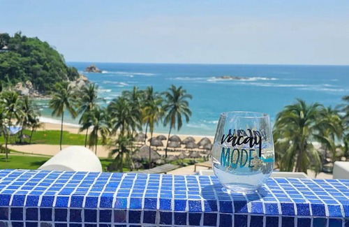Santa Maria Huatulco Condo | Best Location on Property ~ Beachfront ~ Private Pool ~ Top Floor Corner Unit