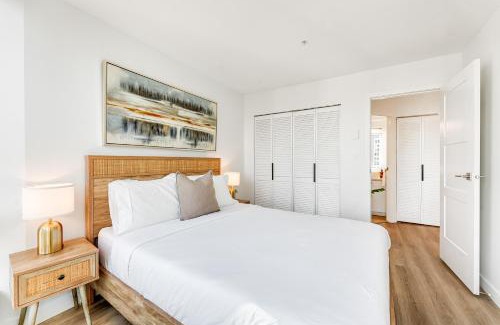 Downtown Vancouver Apartment | Best Location Downtown Chic Suites