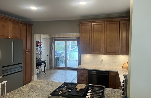 Dilworth House | BEST LOCATION IN CHARLOTTE! 3 Bed/2 Bath Dilworth House (Pet Friendly w/Fence)