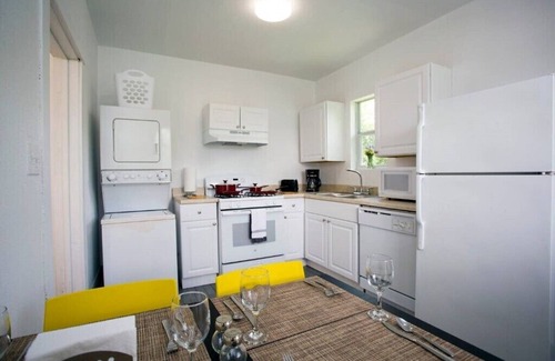 Near East Side Apartment | Best location in historic Dignowity Hill, Downtown