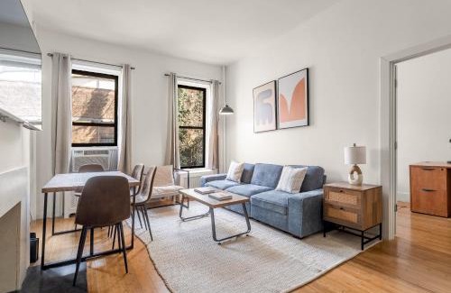 Financial District Apartment | Best Location in NYC! 1BD Steps from Central Park
