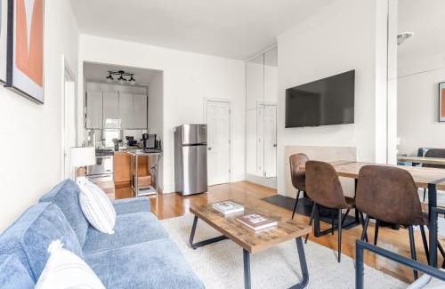 Financial District Apartment | Best Location in NYC! 1BD Steps from Central Park