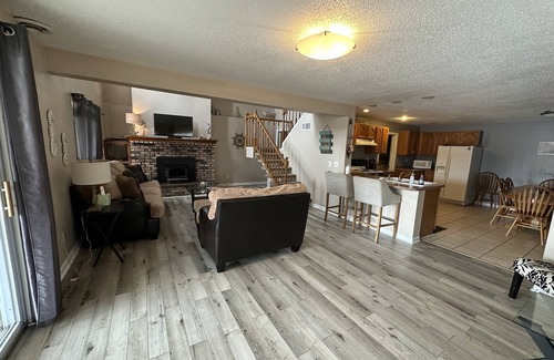Marion House | Best location! Next door to full service marina and bar/restaurant.