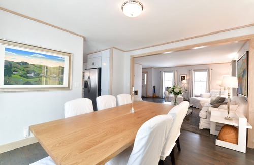 Roxbury House | BEST LOCATION! PoshPadsCT"PAINTER HILL4BR" Hot Tub Spa, BBQ, Ski,Hike,1.5HrsNYC
