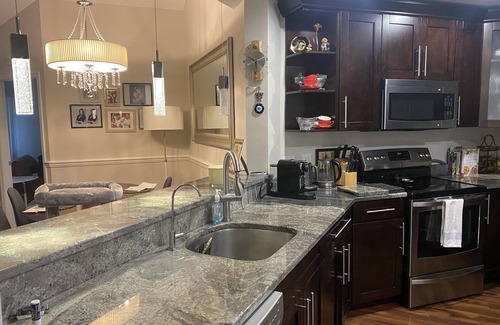 Biggar Condo | Best location to be in!2/2 condo close to Sanibel and Fort Myers beaches!