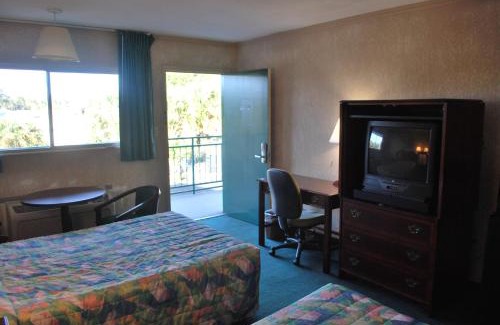 Parker Street Hotel | Best Motel Lakeland
