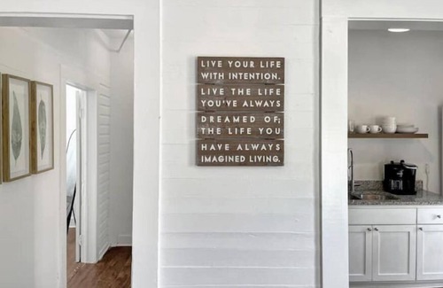Southtown House | Best neighborhood in SA! Near it all, food & fun!n