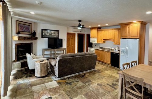 Bear Hollow Village House | Best of Bear Hollow. Lavish 7-Bedroom For Winter and Summer Fun.