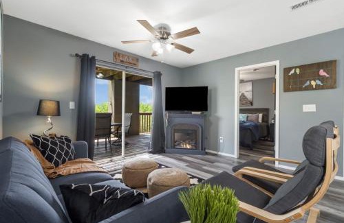 Indian Point House | Best of Branson Duo - By Silver Dollar City