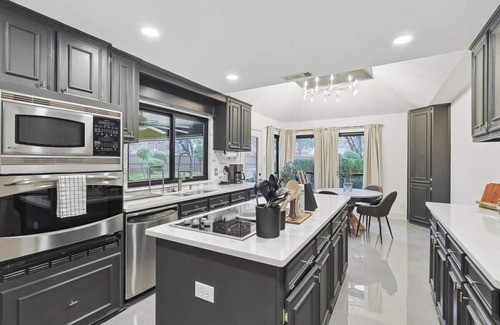 Northeast Carrollton House | Best of Carrollton - Luxury, Pool, Hot tub, Games
