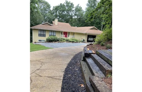 Johns Creek House | Best of Johns Creek, Sleep 7, Entire Basement over 2000 SQF