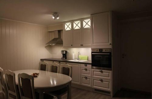 Kvalvik Apartment | Best of Lyngen panorama apartment