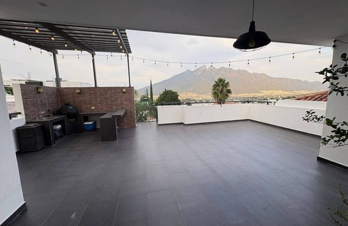 Monterrey Municipality House | Best place in MTY/San Pedro~Rooftop~Pool~Mtn Views