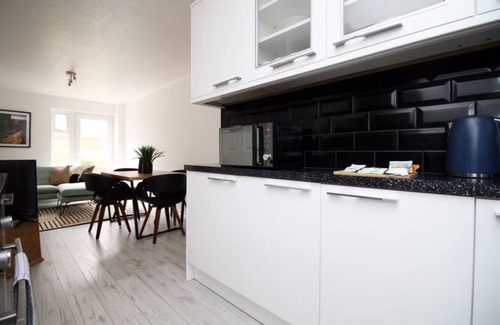Cribbs Causeway House | Best place to stay in Bristol
