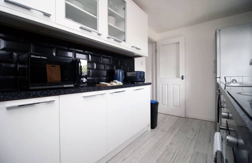 Cribbs Causeway House | Best place to stay in Bristol