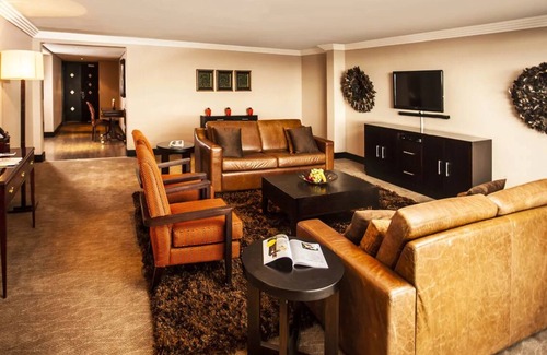Maseru Hotel | Best Place to Stay in Lesotho! Onsite Pool & Spa! Close to Kingdom of the Sky