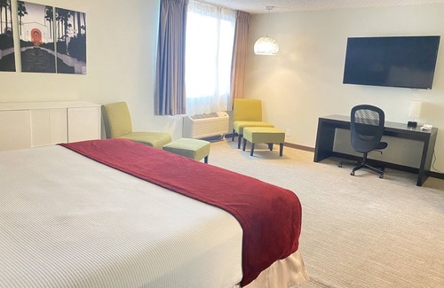 Torrance Hotel | Best Place to Stay in California! Free Parking, Near Hermosa Beach Pier