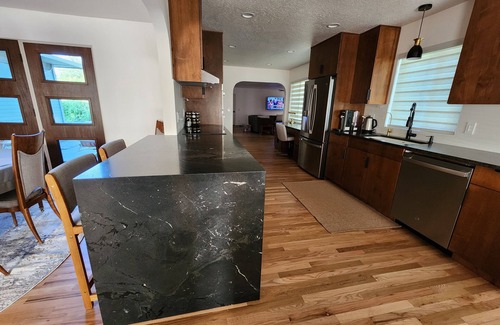 Mountain Home House | Best Rest Inn MH