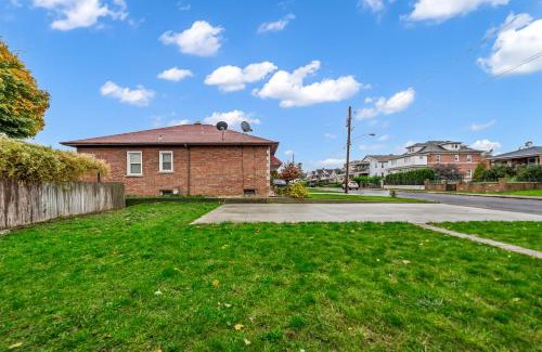 Niagara Falls House | Best S T R in Niagara Falls NY