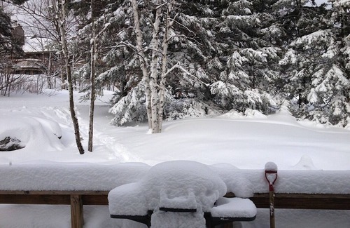 North Troy Condo | Best Ski In/Ski Out Location - ❄️❄️ Jay Peak Large 3 BR